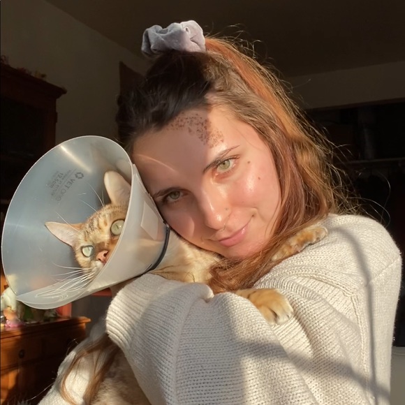 Welcome to my Posh 💗🌈 - Picture 2 of 7